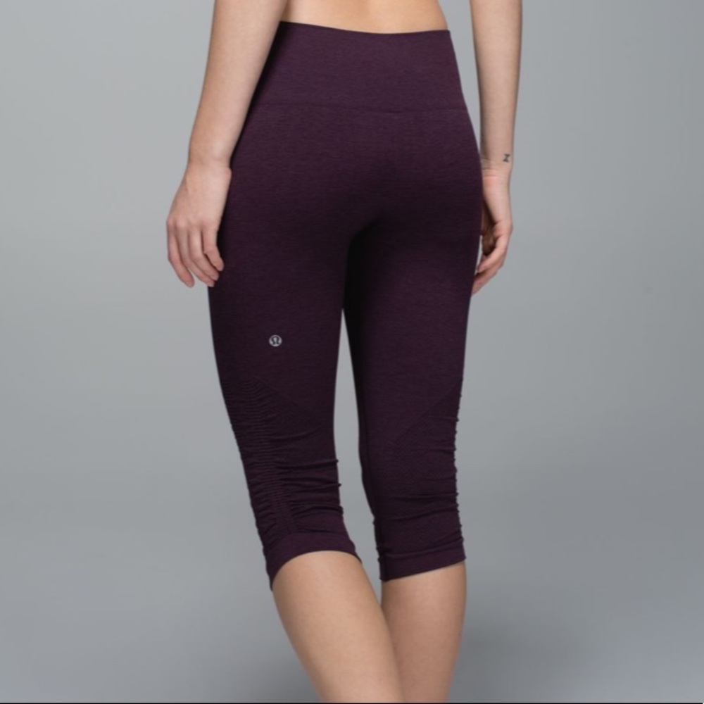 Lululemon | In the Flow Crop - Picture 3 of 9